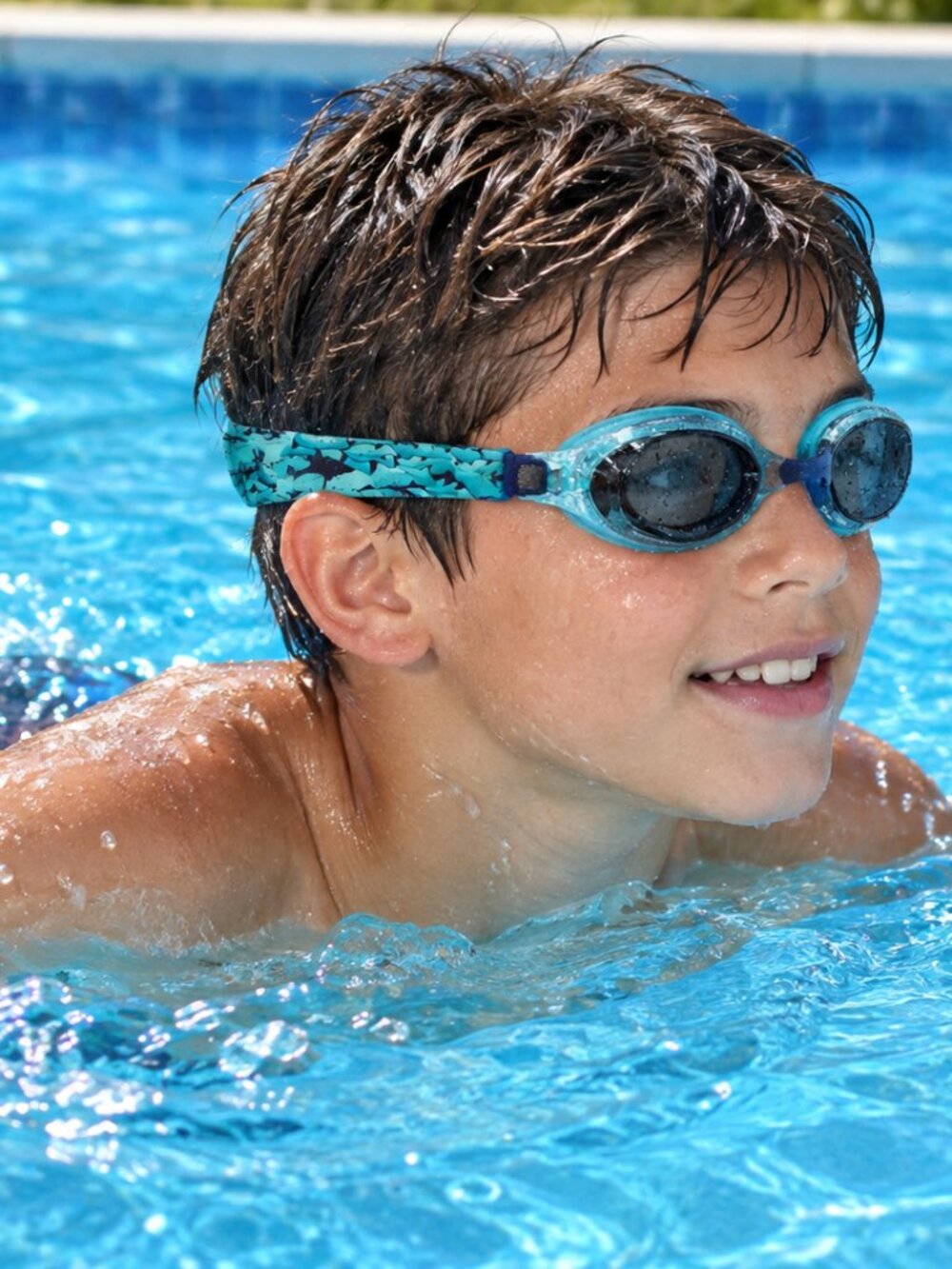 NIB - Aqua Dolfino Youth Swim Goggles - Shark Fabric Strap - Blue
